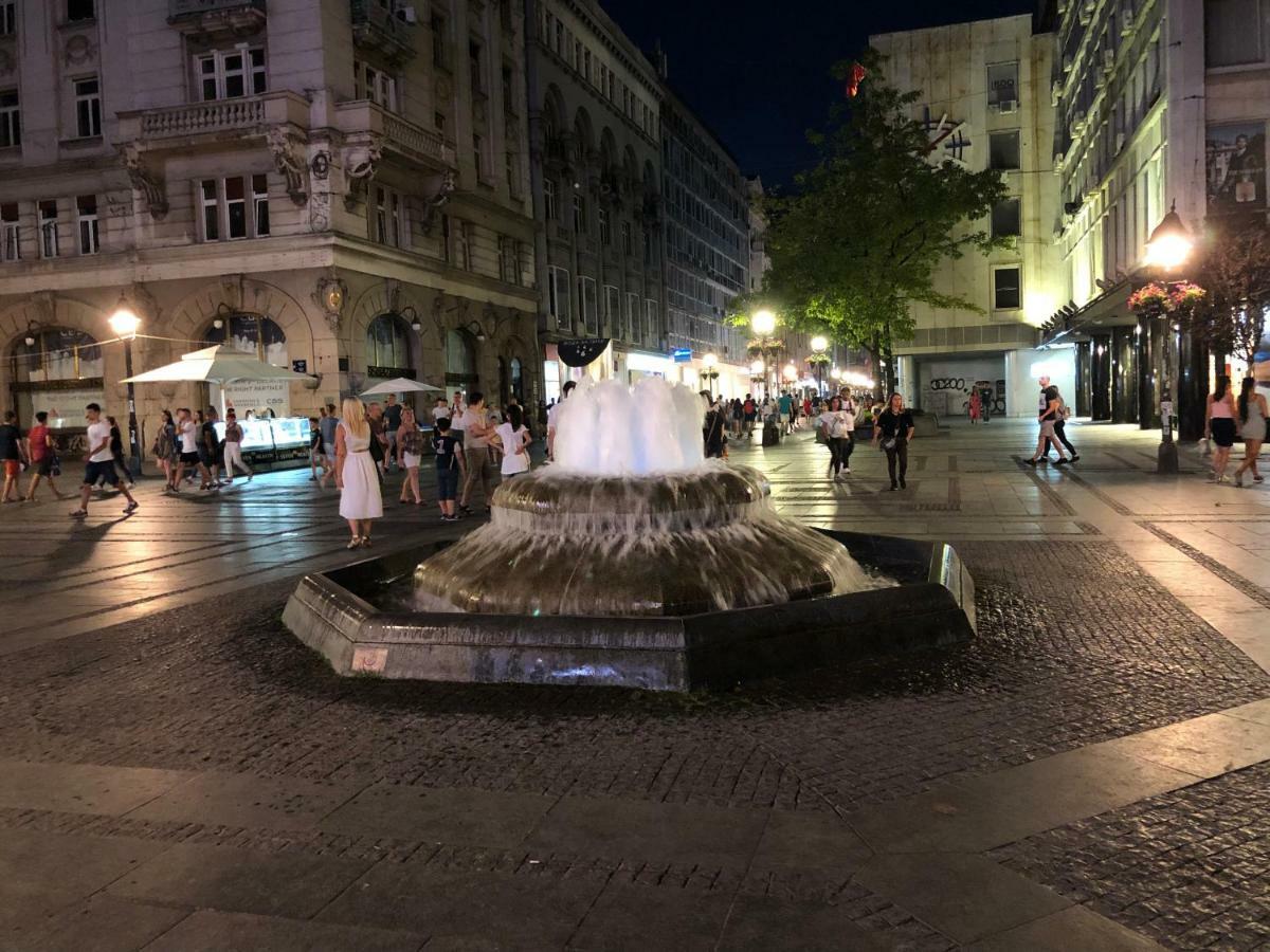 Iva City Center Belgrado Buitenkant foto