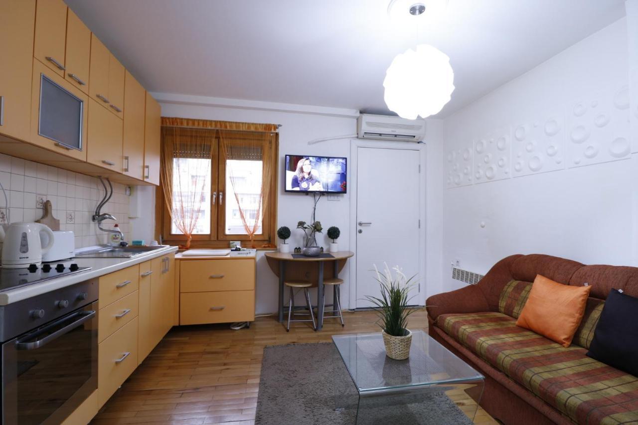 Iva City Center Belgrado Buitenkant foto